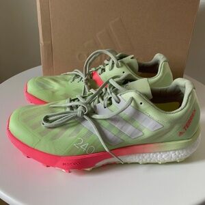 New In Box Men’s Adidas Terrex Speed Ultra Size 9 (GZ8921)